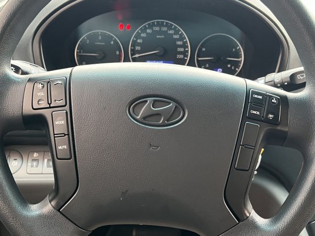 【原版件x認證車】六期末代9人座尊貴型 全新旗艦安卓機+無線CarPlay+倒車+行車紀錄 方控+定速 車況極佳無待修  第16張相片