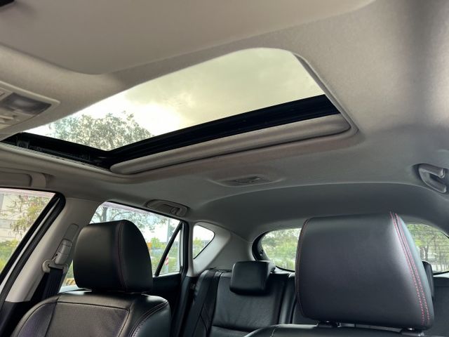 【原版件x認證車】2.0型動版 升級安卓機 無線CarPlay iKEY 恆溫 方向盤快撥 優質便宜代步神車 胎皮很新  第15張相片