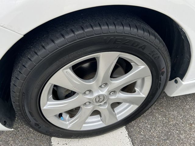 【原版件x認證車】2.0型動版 升級安卓機 無線CarPlay iKEY 恆溫 方向盤快撥 優質便宜代步神車 胎皮很新  第17張相片