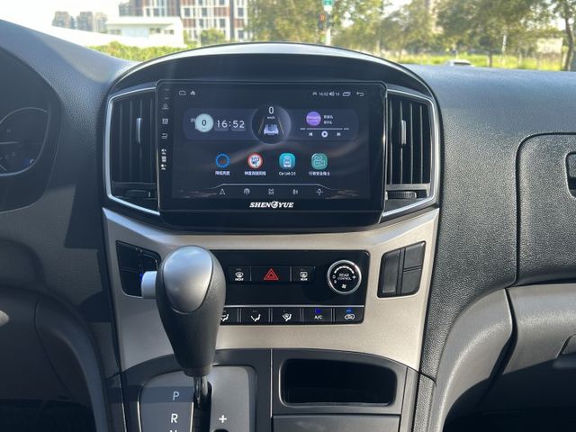 【原版件x全新安卓機】升級7座椅 無線CarPlay+行車紀錄器+高清倒車 方控+定速 六期環保超有力 內外車況保持優良  第13張相片