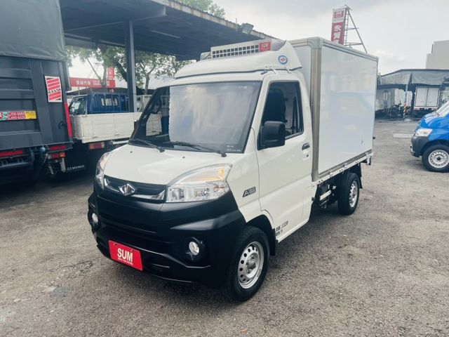 正2020年 菱利 -5度冷凍車 自排 定速 皮椅 多功能方向盤 箱內漂亮 僅跑6萬!  第2張相片