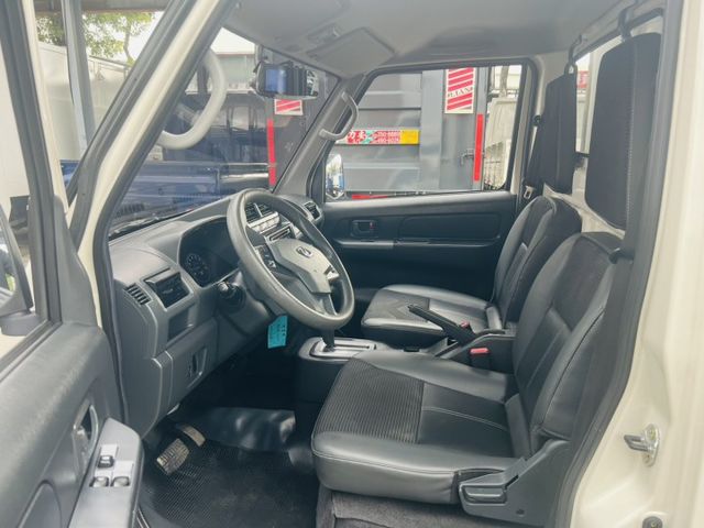 正2020年 菱利 -5度冷凍車 自排 定速 皮椅 多功能方向盤 箱內漂亮 僅跑6萬!  第6張相片