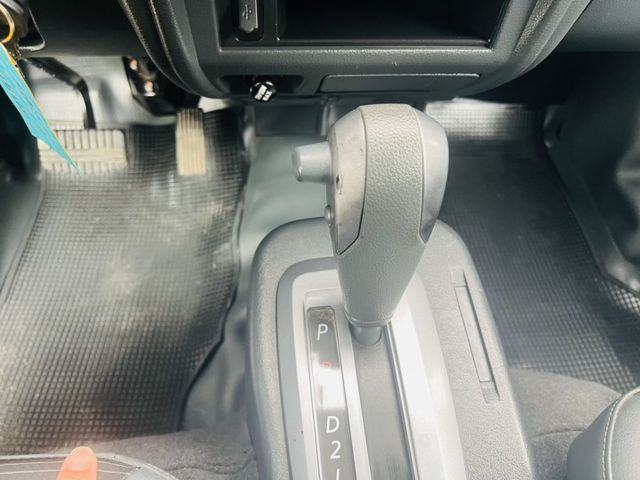 正2020年 菱利 -5度冷凍車 自排 定速 皮椅 多功能方向盤 箱內漂亮 僅跑6萬!  第8張相片