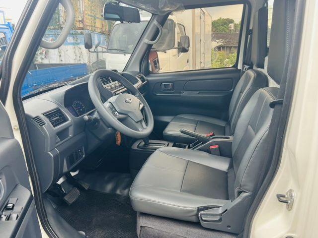 正2022年 菱利 -20度冷凍車 自排 皮椅 定速 多功能方向盤  第6張相片