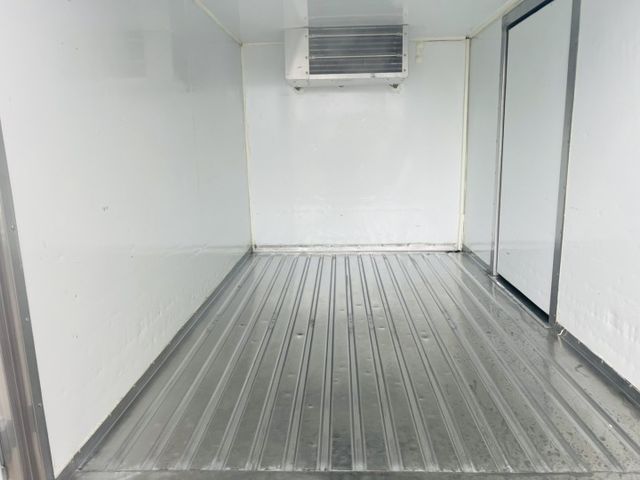 正2022年 菱利 -20度冷凍車 自排 皮椅 定速 多功能方向盤  第9張相片