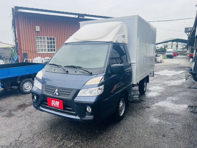 正2022年 得利卡 自排 箱式 定速 多功能方向盤 一手車!  第2張相片