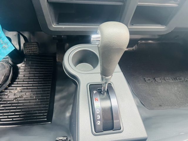 正2022年 得利卡 自排 箱式 定速 多功能方向盤 一手車!  第7張相片