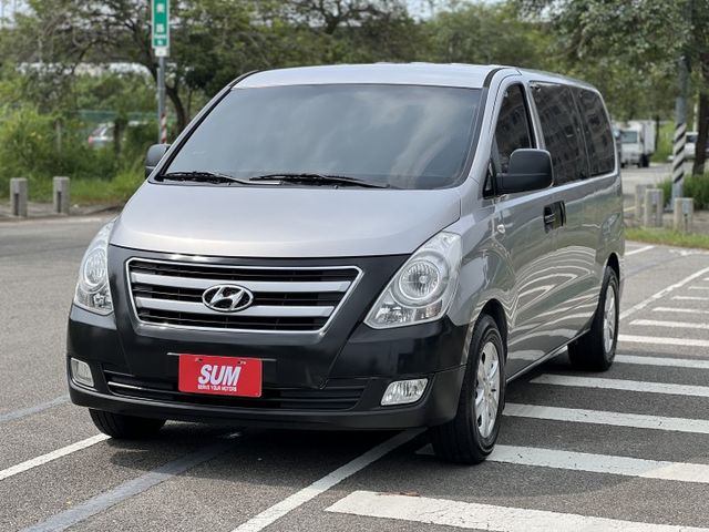 【低於行情出清福利車】原版件x認證車 引擎健康 便宜出清可全貸找錢 末代9人座 可客製化升級改裝 車況耗材我幫您把關!  第2張相片