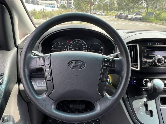 【低於行情出清福利車】原版件x認證車 引擎健康 便宜出清可全貸找錢 末代9人座 可客製化升級改裝 車況耗材我幫您把關!  第10張相片