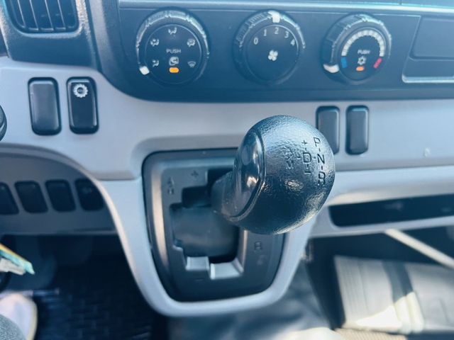 正2016年 堅達 -25度冷凍車 加長11尺半 皮椅 升降尾門 花板防撞 車箱左右開門  第7張相片