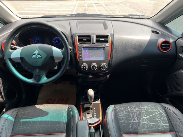 【原版件x認證車】低里程僅跑7萬 X-Sports跨界豪華型 iKEY 恆溫 原廠電視影音 電折 鋁圈 車頂架 五大保固  第9張相片