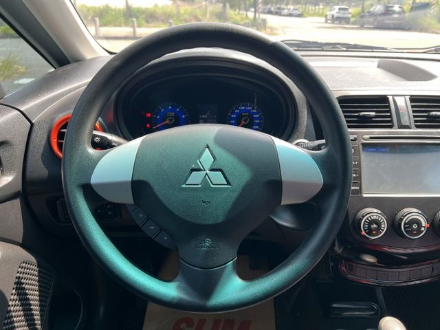 【原版件x認證車】低里程僅跑7萬 X-Sports跨界豪華型 iKEY 恆溫 原廠電視影音 電折 鋁圈 車頂架 五大保固  第12張相片