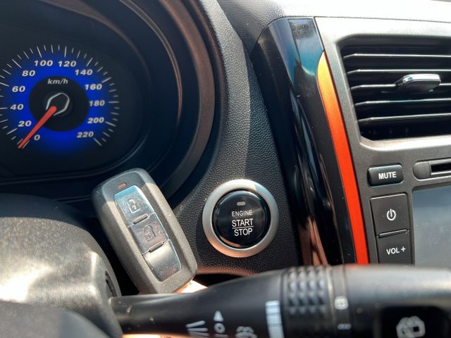 【原版件x認證車】低里程僅跑7萬 X-Sports跨界豪華型 iKEY 恆溫 原廠電視影音 電折 鋁圈 車頂架 五大保固  第15張相片