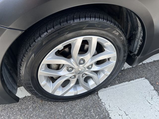 【原版件x認證車】低里程僅跑7萬 X-Sports跨界豪華型 iKEY 恆溫 原廠電視影音 電折 鋁圈 車頂架 五大保固  第17張相片