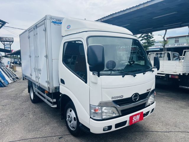 正2020年 HINO 箱式手排 車箱加長11尺半 左右開門 皮椅 一手車僅跑16萬!  第1張相片
