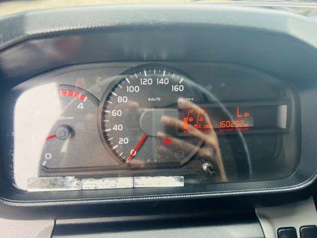 正2020年 HINO 箱式手排 車箱加長11尺半 左右開門 皮椅 一手車僅跑16萬!  第5張相片