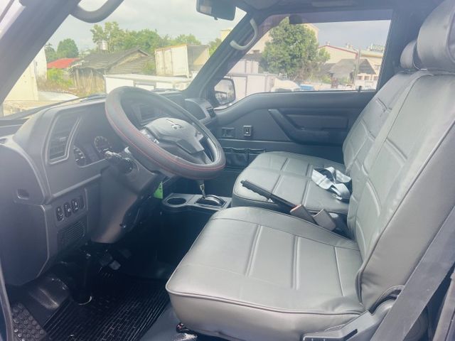 好開超便宜的商用貨車  自排 自排 自排的喔  第3張相片