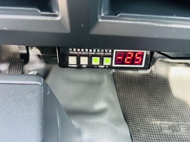 正2022自排冷凍車 冷凍降溫快定速好開  可全貸.....  第6張相片