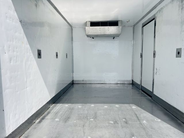 正2022自排冷凍車 冷凍降溫快定速好開  可全貸.....  第8張相片