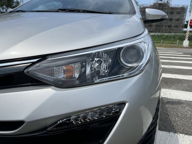 【原版件x認證車】經典版 低里程 SUM五大保固 原廠影音+倒車顯影 電折 鋁圈 黑天棚 LED日行燈 冷氣超冷 內外優  第19張相片