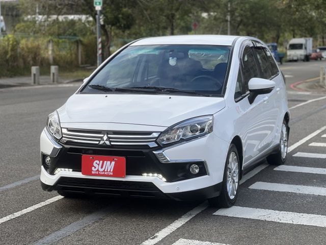 【原版件x認證車】僅跑3萬多 原廠保固中 頂規+大滿配 iKEY 電尾門 盲點 定速+方控 全新安卓機+行車紀錄+倒車  第2張相片