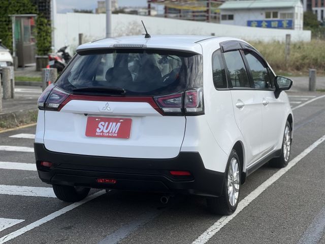 【原版件x認證車】僅跑3萬多 原廠保固中 頂規+大滿配 iKEY 電尾門 盲點 定速+方控 全新安卓機+行車紀錄+倒車  第4張相片