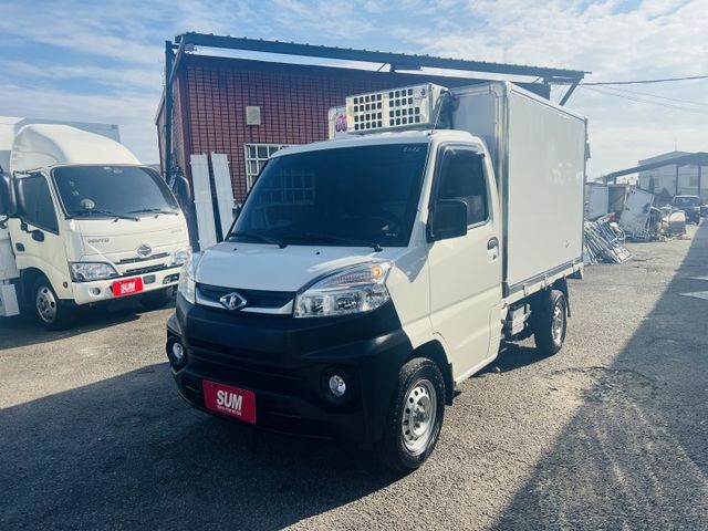 正2022年冷凍車 配備齊全 可全貸  第2張相片