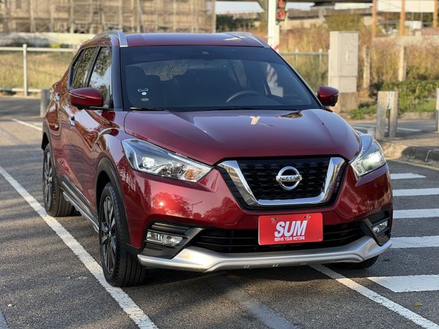 【原版件x認證車】智型旗艦版 iKEY摸門 LED大燈 盲點 AEB自動煞車 360環景 車況超級優質 五大保固  第1張相片