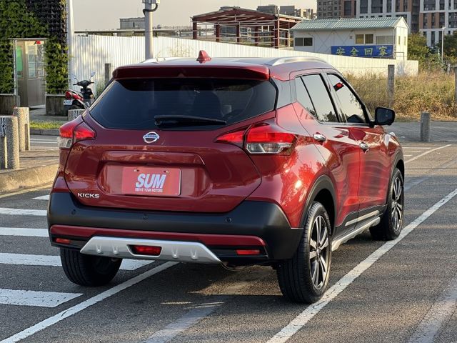 【原版件x認證車】智型旗艦版 iKEY摸門 LED大燈 盲點 AEB自動煞車 360環景 車況超級優質 五大保固  第4張相片