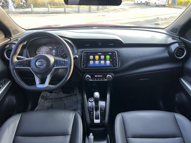 【原版件x認證車】智型旗艦版 iKEY摸門 LED大燈 盲點 AEB自動煞車 360環景 車況超級優質 五大保固  第8張相片