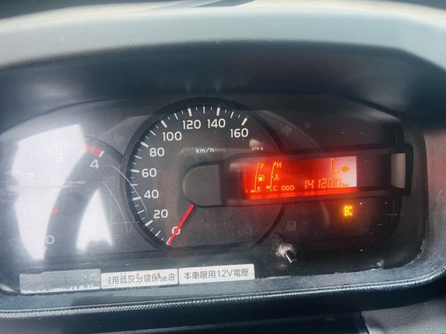 正2017年 吊桿貨車 里程少跑 車漂亮 可銀貸......  第4張相片