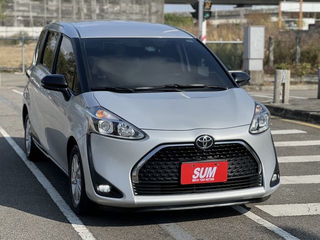 【原版件x認證車】7人座一手原廠保養 新價格我最便宜 SUM五大保固 iKEY LED日行燈 改款車道偏移 緊急自動煞停  第1張相片