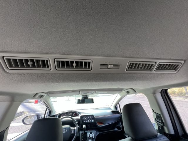 【原版件x認證車】7人座一手原廠保養 新價格我最便宜 SUM五大保固 iKEY LED日行燈 改款車道偏移 緊急自動煞停  第9張相片