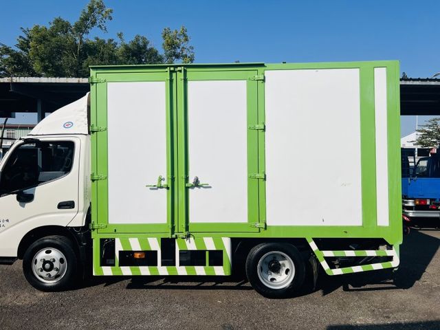 正2022年11尺 大尾門箱子側門雙邊大開 下貨方便 低里程買到賺到...  第7張相片