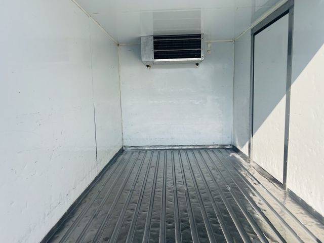 正2022年自排冷凍車配備齊全可銀貸.....  第7張相片