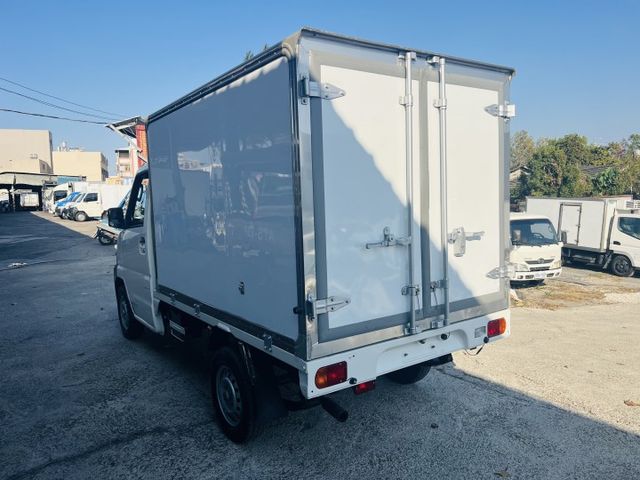 正2022年自排冷凍車配備齊全可銀貸.....  第8張相片