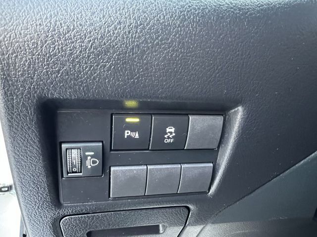 【原版件x認證車】一手原廠保養 經典版 僅跑3萬 循跡防滑 LED日行燈 升級抬頭顯示 CarPlay 倒車顯影 保固中  第13張相片