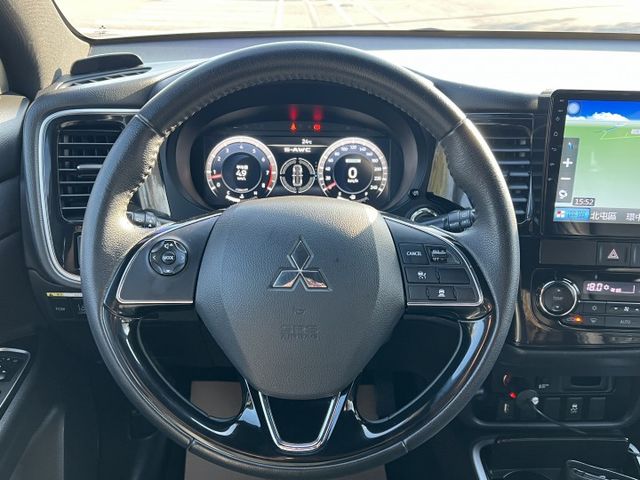 【原版件x認證車】小改款S-AWC旗艦四輪傳動 ACC跟車 iKEY 盲點 電尾門 原廠影音 SUM五大保固 我最便宜!  第11張相片