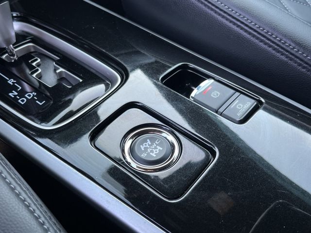 【原版件x認證車】小改款S-AWC旗艦四輪傳動 ACC跟車 iKEY 盲點 電尾門 原廠影音 SUM五大保固 我最便宜!  第15張相片