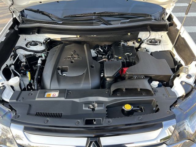 【原版件x認證車】小改款S-AWC旗艦四輪傳動 ACC跟車 iKEY 盲點 電尾門 原廠影音 SUM五大保固 我最便宜!  第20張相片