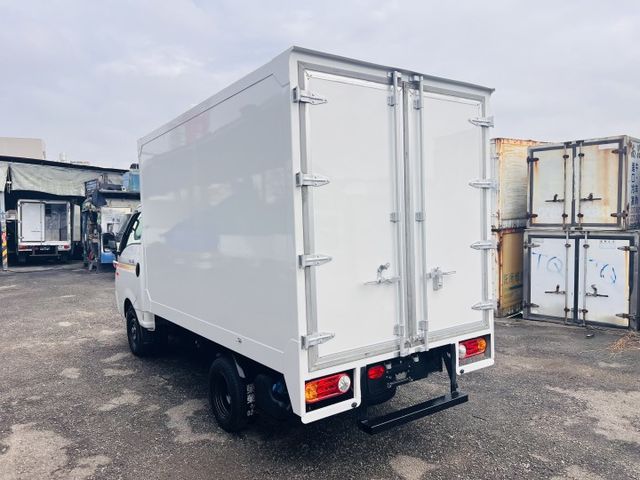 正2022年手排小霸王 好開有力僅跑13萬公里 可全貸  第9張相片