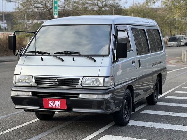 【商用神車x認證車】車況正常 冷氣冷 8人座手排 行車順好入擋 內外乾淨 全新隔熱紙 首次賞車下訂交車前再送您大保養!!  第2張相片