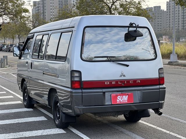 【商用神車x認證車】車況正常 冷氣冷 8人座手排 行車順好入擋 內外乾淨 全新隔熱紙 首次賞車下訂交車前再送您大保養!!  第3張相片