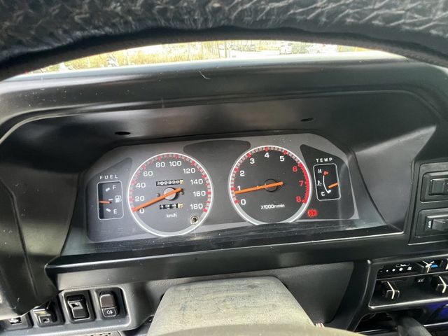 【商用神車x認證車】車況正常 冷氣冷 8人座手排 行車順好入擋 內外乾淨 全新隔熱紙 首次賞車下訂交車前再送您大保養!!  第11張相片