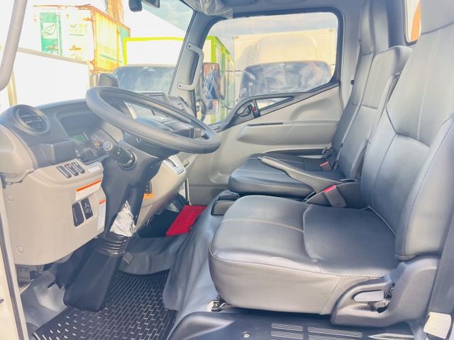 正2022年自排5噸貨車好開有力可貸款.....  第3張相片