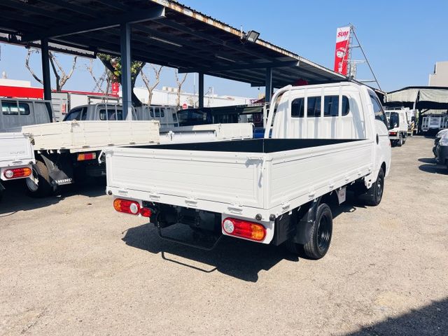 正2022年自排貨車 來試車就知道車真的好開有力車子 又順重點價格超甜甜價 買到賺到  第8張相片