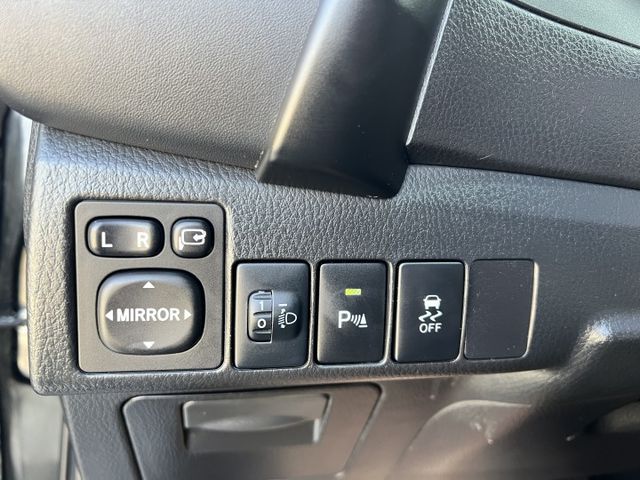 【原版件x認證車】經典版 11.5末代 低里程 iKEY摸門 恆溫 LED日行燈+導光條尾燈 全新升級安卓機+行車紀錄器  第14張相片