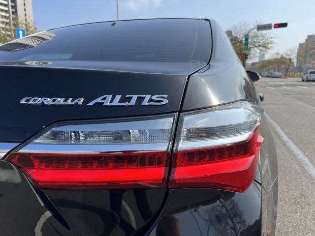 【原版件x認證車】經典版 11.5末代 低里程 iKEY摸門 恆溫 LED日行燈+導光條尾燈 全新升級安卓機+行車紀錄器  第18張相片