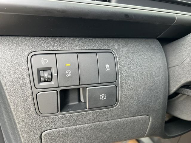 【原版件x認證車】超低里程僅跑2萬 A版9人座 升級安卓機+行車紀錄器+全車包塑膠地板+皮椅 市場上跑少稀有 原廠保固中  第17張相片