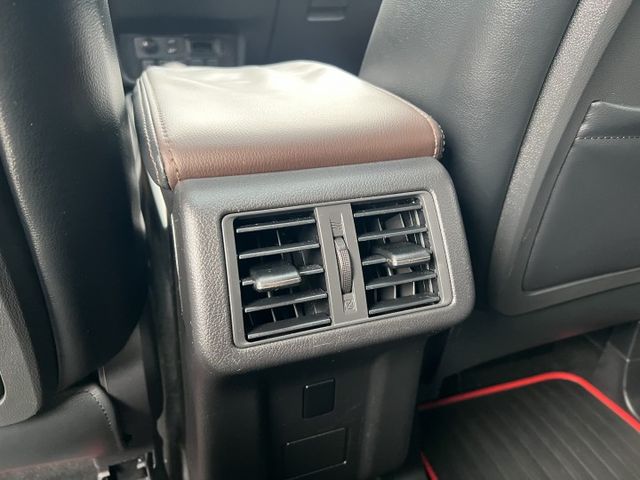 【原版件x認證車】超稀有 旗艦四輪傳動 ACC跟車+車偏 盲點 換檔撥片 JBL音響 天窗 電尾門 超級大滿配 五大保固  第11張相片